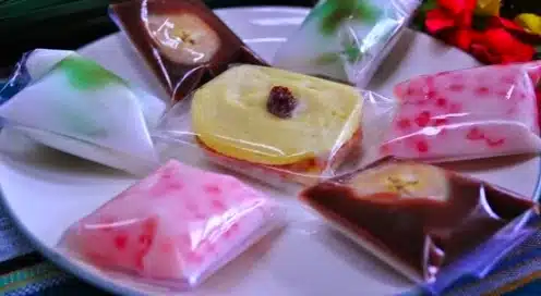 sejarah kue cente manis